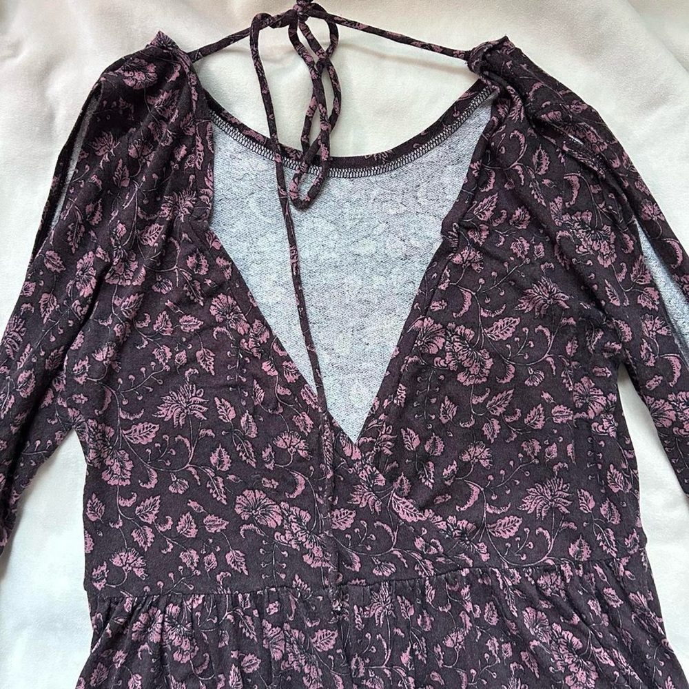 AE Blouse - Picture 6 of 7